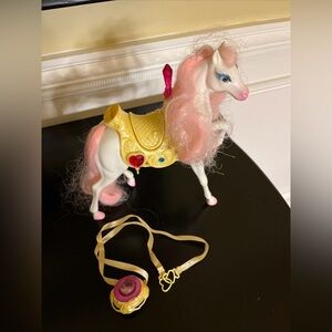 vintage 1994 Secret Wish Horse Starlove white w/accessories & necklace complete